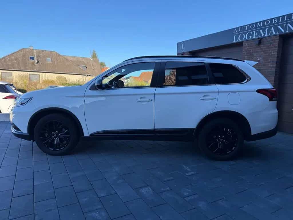 Mitsubishi Outlander Active+ I 7Stz I LED I KAM I NAV 09/2019-photo-3