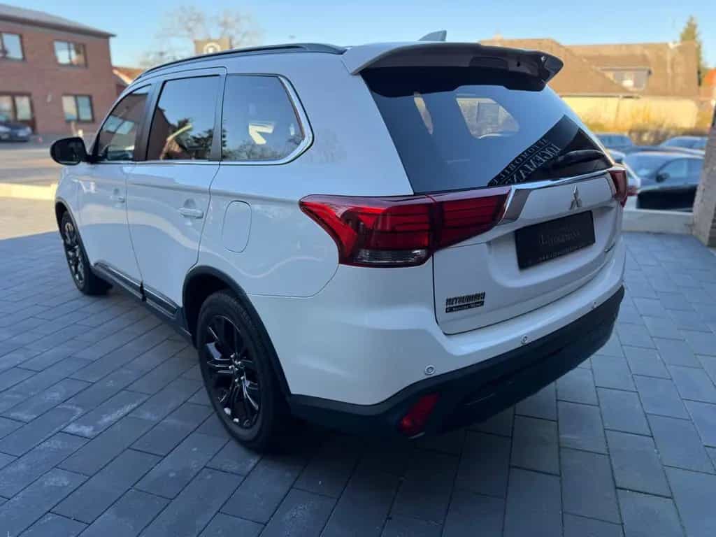 Mitsubishi Outlander Active+ I 7Stz I LED I KAM I NAV 09/2019-photo-4