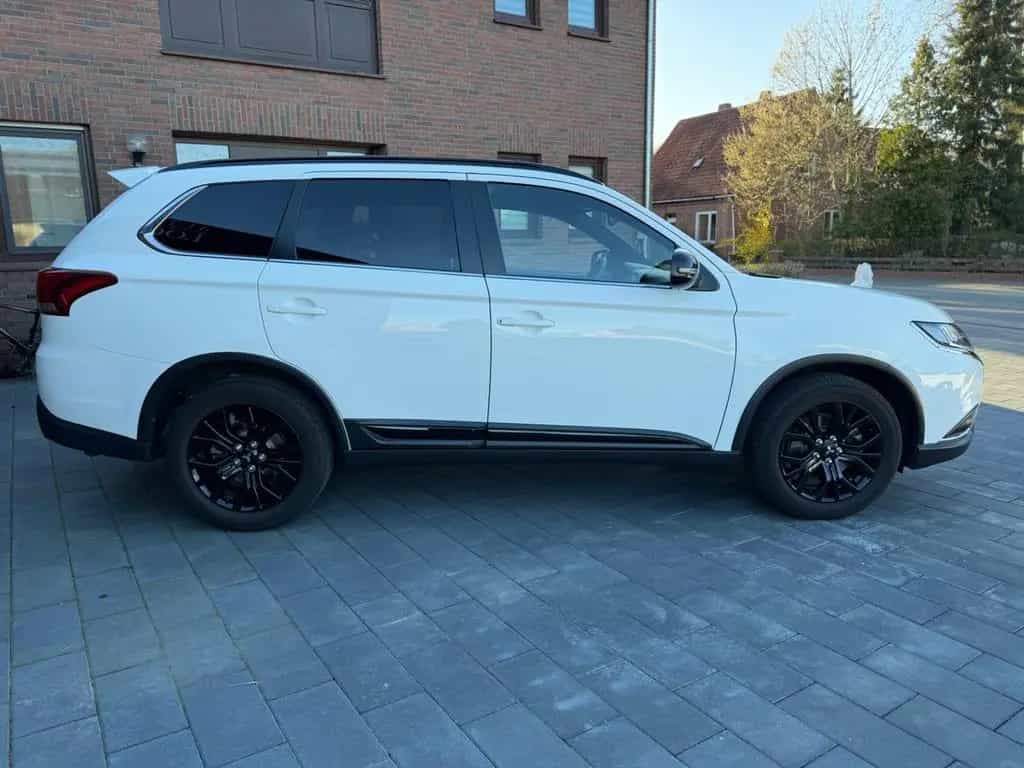 Mitsubishi Outlander Active+ I 7Stz I LED I KAM I NAV 09/2019-photo-7