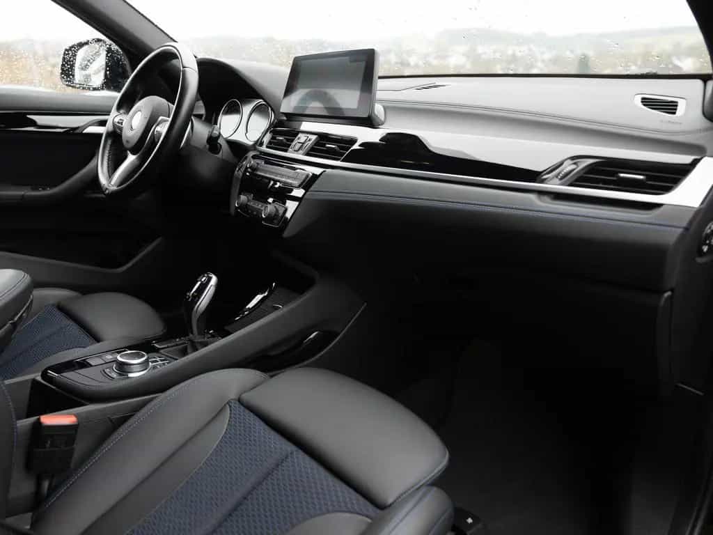 BMW X2 sDrive 20i M-Sport Komfortzugang AHK HUD LED 11/2020-photo-6