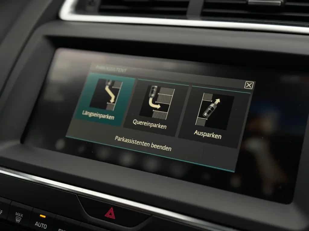 Jaguar E-Pace R-Dynamic S *AWD*Park Assist*HuD*Navi* 09/2018-photo-17