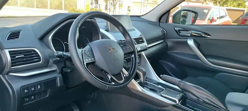 Mitsubishi Eclipse Cross Diamant Edition 1.5 T-MIVEC CVT 03/2019-photo-16
