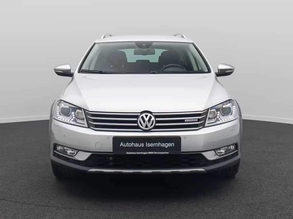 Volkswagen Passat Tempomat Kamera DAB AHK SoundSyst 18Zoll 10/2014-photo-1
