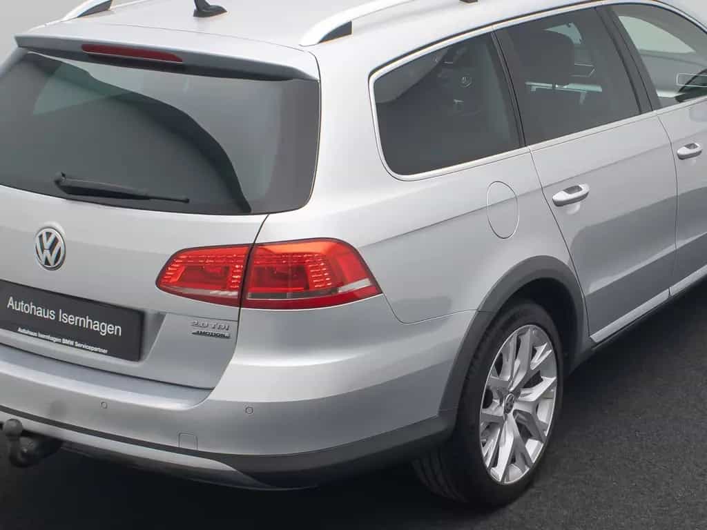 Volkswagen Passat Tempomat Kamera DAB AHK SoundSyst 18Zoll 10/2014-photo-14