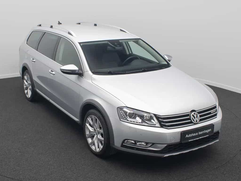 Volkswagen Passat Tempomat Kamera DAB AHK SoundSyst 18Zoll 10/2014-photo-2