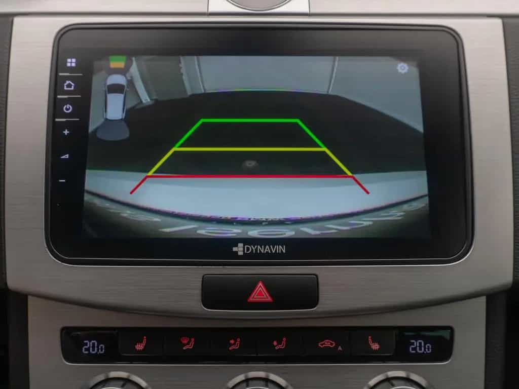 Volkswagen Passat Tempomat Kamera DAB AHK SoundSyst 18Zoll 10/2014-photo-39