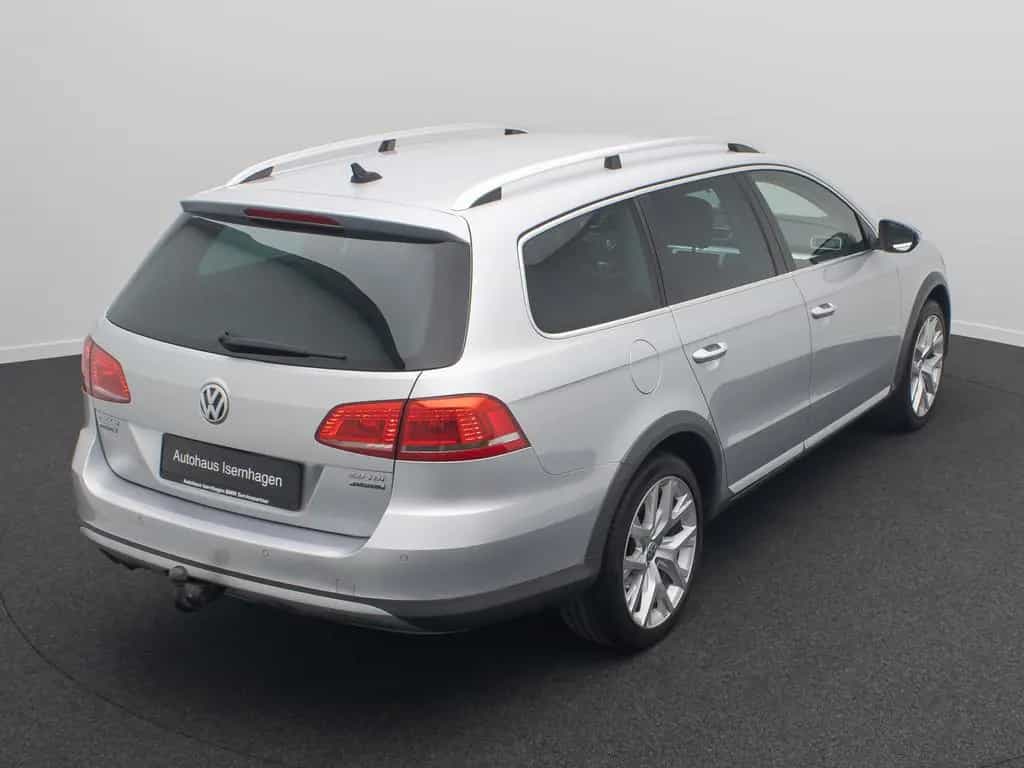 Volkswagen Passat Tempomat Kamera DAB AHK SoundSyst 18Zoll 10/2014-photo-6
