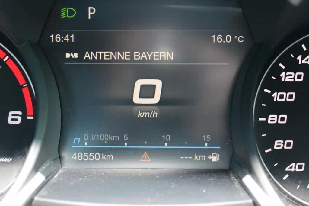Alfa Romeo Stelvio Estrema Q4 09/2022-photo-11