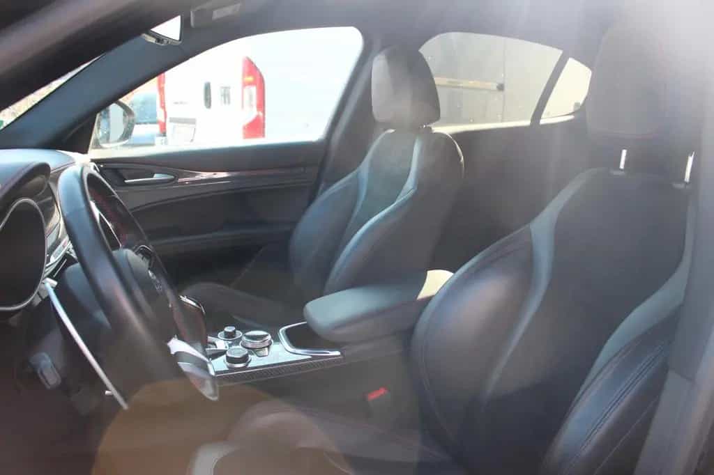 Alfa Romeo Stelvio Estrema Q4 09/2022-photo-9