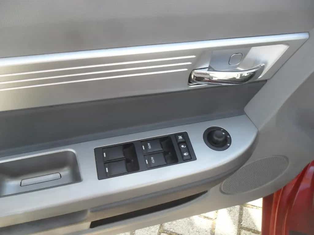 Chrysler Sebring Cabrio 2.0 TDI Tüv/Au Neu 08/2007-photo-17