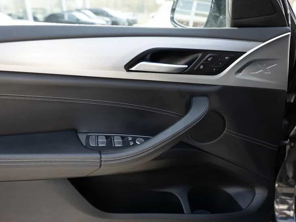 BMW X4 M40i AHK HUD LED STANDHZ ACC NAVI KAMERA SHZ 01/2020-photo-29
