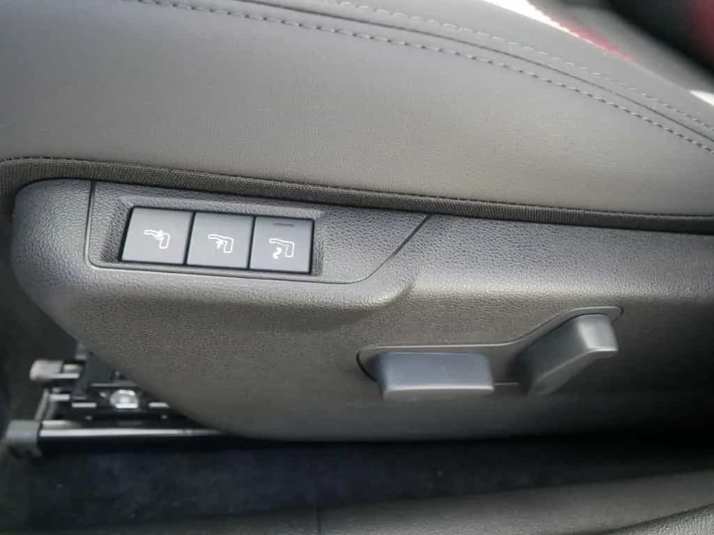 Alfa Romeo Junior IBRIDA Q4 TI 1.2 VGT 145PS DCT6 SCHIEBEDA 05/2026-photo-13