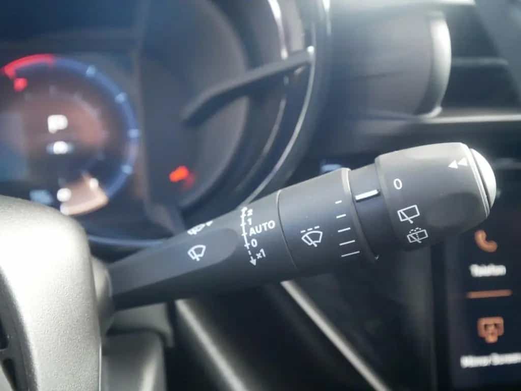 Alfa Romeo Junior IBRIDA Q4 TI 1.2 VGT 145PS DCT6 SCHIEBEDA 05/2026-photo-25
