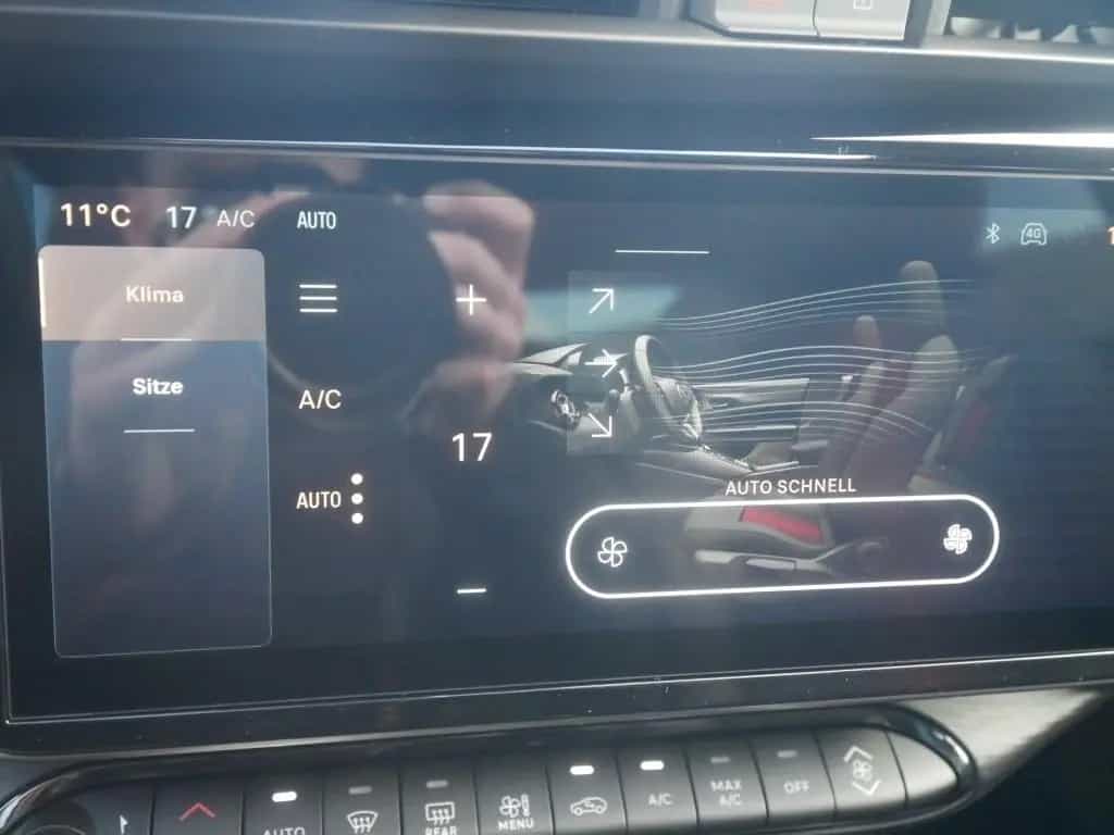 Alfa Romeo Junior IBRIDA Q4 TI 1.2 VGT 145PS DCT6 SCHIEBEDA 05/2026-photo-27