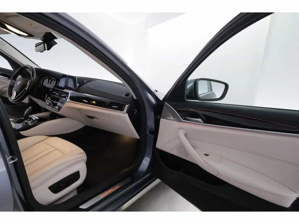 BMW 5 Series 520 i Steptronic Luxury Line+LED+NAVI+VIRTUAL 05/2020-photo-19