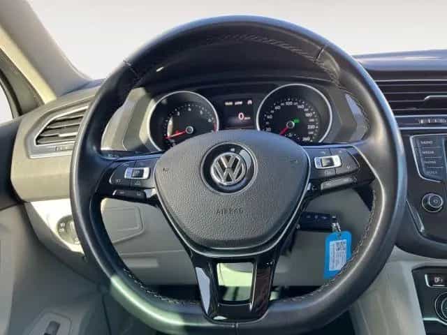 Volkswagen Tiguan 2.0 TSI DSG 4M Highline Navi,AHK,Pano 06/2016-photo-11
