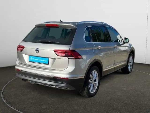 Volkswagen Tiguan 2.0 TSI DSG 4M Highline Navi,AHK,Pano 06/2016-photo-4
