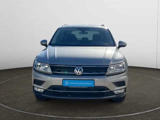 Volkswagen Tiguan 2.0 TSI DSG 4M Highline Navi,AHK,Pano 06/2016-photo-7