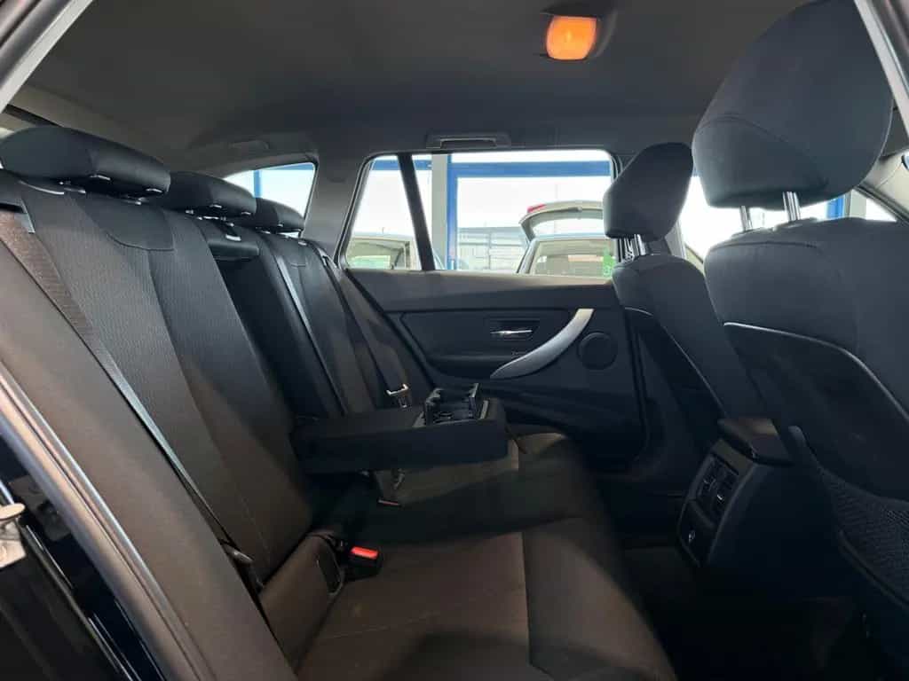BMW 320 d Touring Advantage *HU/AU NEU*SHZ* 11/2018-photo-23