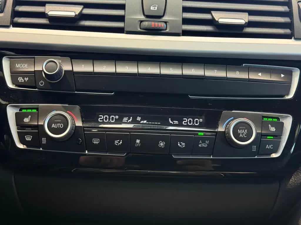 BMW 320 d Touring Advantage *HU/AU NEU*SHZ* 11/2018-photo-35