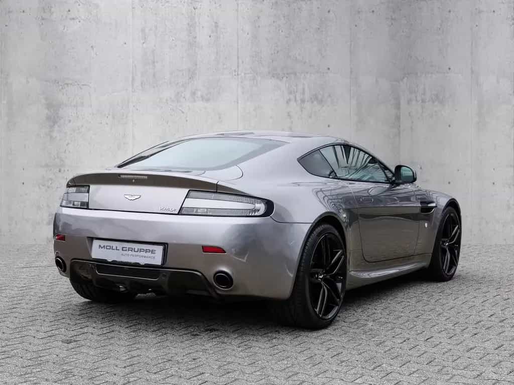 Aston Martin V8 Vantage Tungsten Silver 05/2011-photo-3