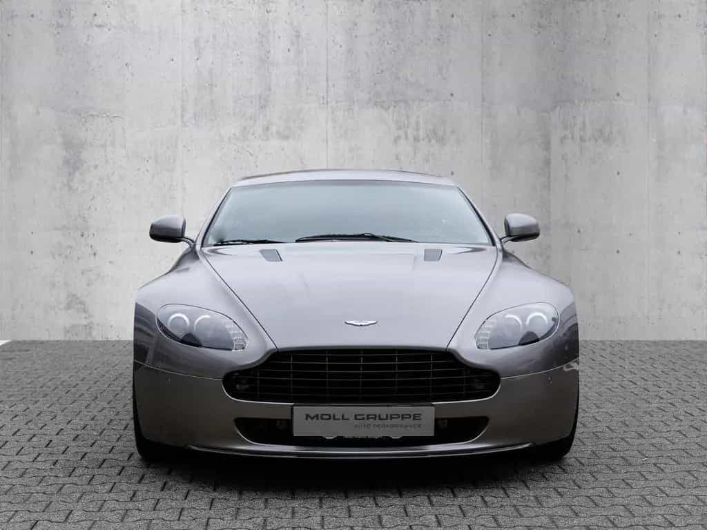 Aston Martin V8 Vantage Tungsten Silver 05/2011-photo-5
