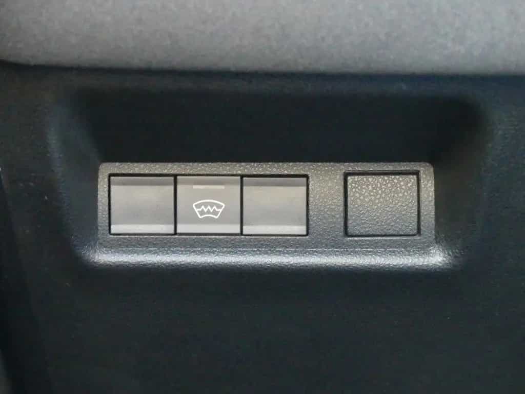 Alfa Romeo Junior IBRIDA TI 1.2 VGT 145PS DCT6 SCHIEBEDACH 05/2026-photo-18