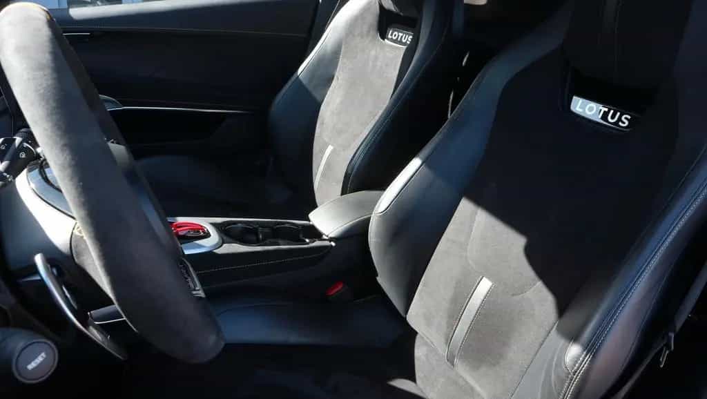 Lotus Emira 3.5 V6 Kompressor 298 kW First Edition 04/2023-photo-28