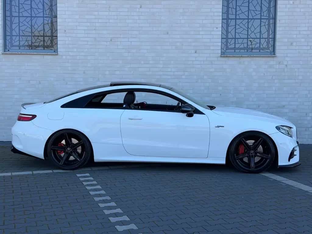 Mercedes-Benz E-Class 53 AMG Coupe 4MATIC+ Burm.,Pano,20 Zoll,Luft 09/2018-photo-4