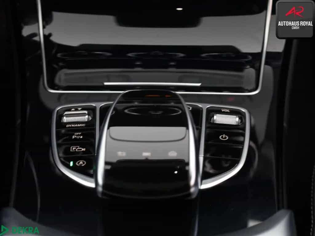 Mercedes-Benz C-Class 220 d 3x AMG NIGHT PANO,MEMORY,CARPLAY,KAMERA 08/2018-photo-22
