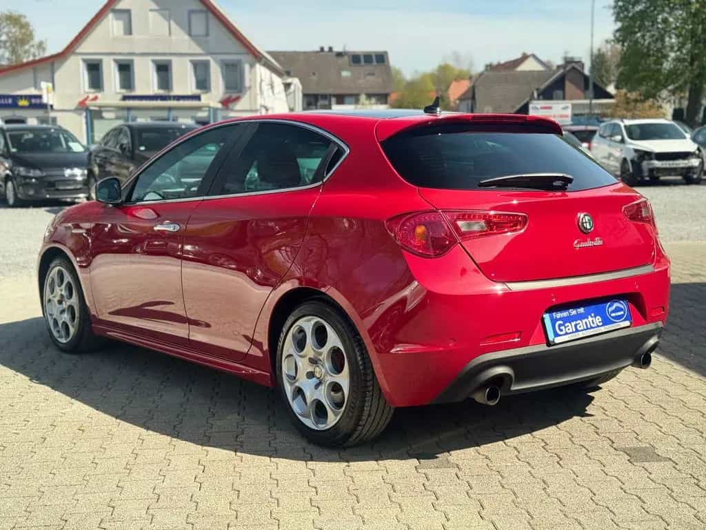 Alfa Romeo Giulietta Quadrifoglio Verde Pano Navi BiXenon 01/2014-photo-5
