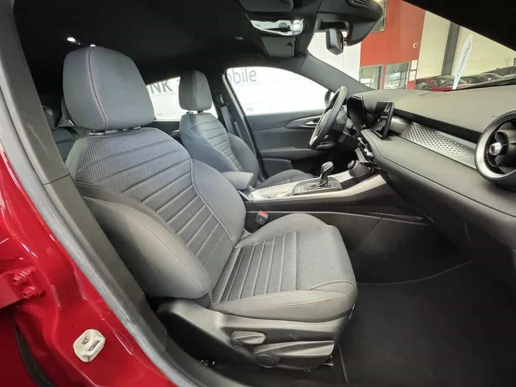 Alfa Romeo Tonale 1.6 VGT-D Sprint ACC Sitzheizung 10/2023-photo-15
