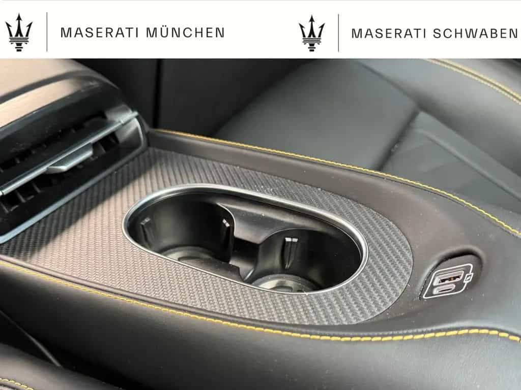 Maserati Granturismo Trofeo/Vollausstattung/24mGarantie 05/2023-photo-24