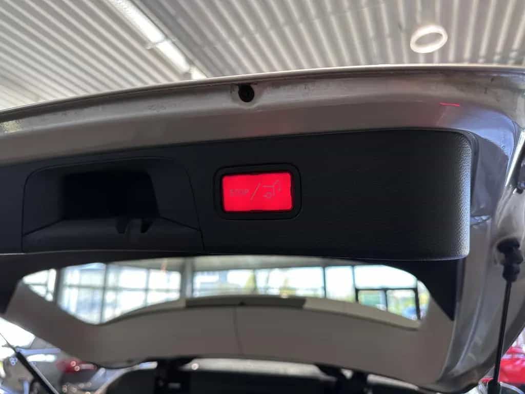 Mercedes-Benz GLC 300 4Matic *AMG, PANO, AHK, LED, SPURHALTE* 05/2020-photo-14