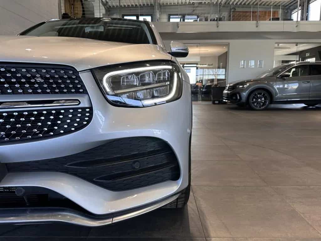 Mercedes-Benz GLC 300 4Matic *AMG, PANO, AHK, LED, SPURHALTE* 05/2020-photo-20