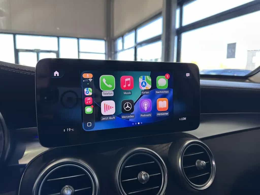 Mercedes-Benz GLC 300 4Matic *AMG, PANO, AHK, LED, SPURHALTE* 05/2020-photo-30