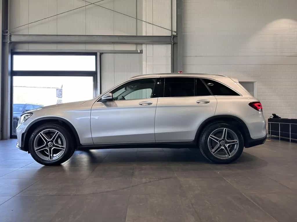 Mercedes-Benz GLC 300 4Matic *AMG, PANO, AHK, LED, SPURHALTE* 05/2020-photo-8