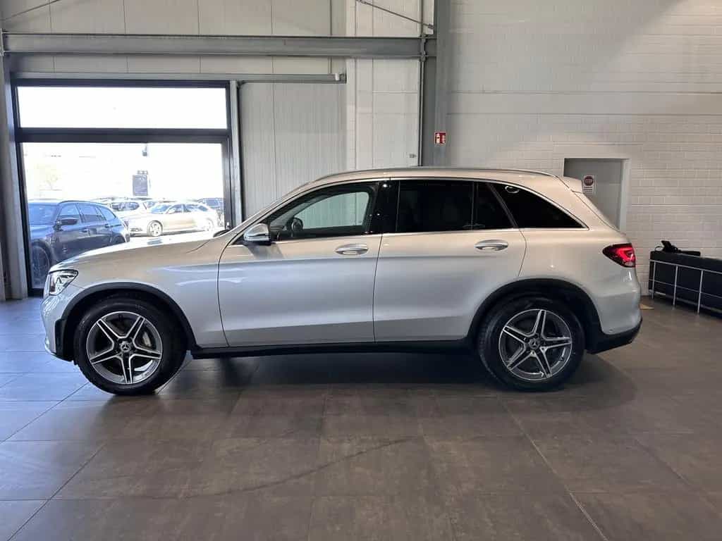 Mercedes-Benz GLC 300 4Matic *AMG, PANO, AHK, LED, SPURHALTE* 05/2020-photo-9