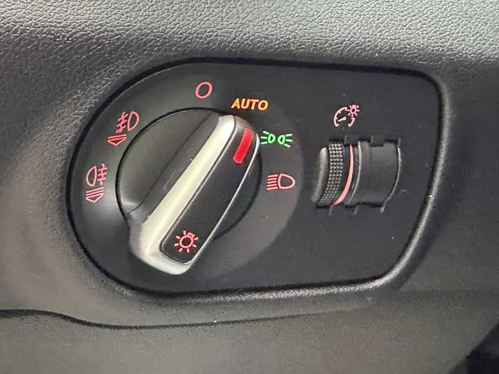 Audi A1 Sportback sport *Navi*Tempomat* 01/2018-photo-12