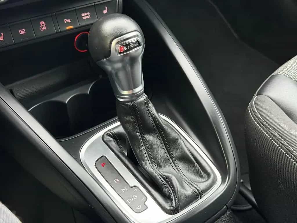 Audi A1 Sportback sport *Navi*Tempomat* 01/2018-photo-28