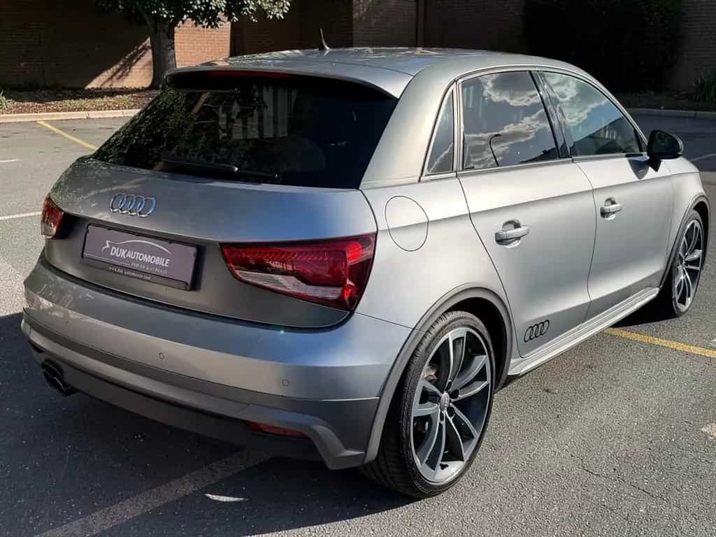 Audi A1 Sportback sport *Navi*Tempomat* 01/2018-photo-4
