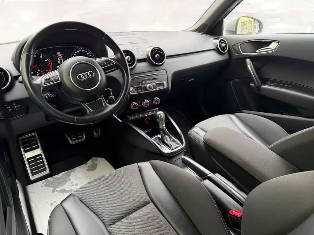 Audi A1 Sportback sport *Navi*Tempomat* 01/2018-photo-8