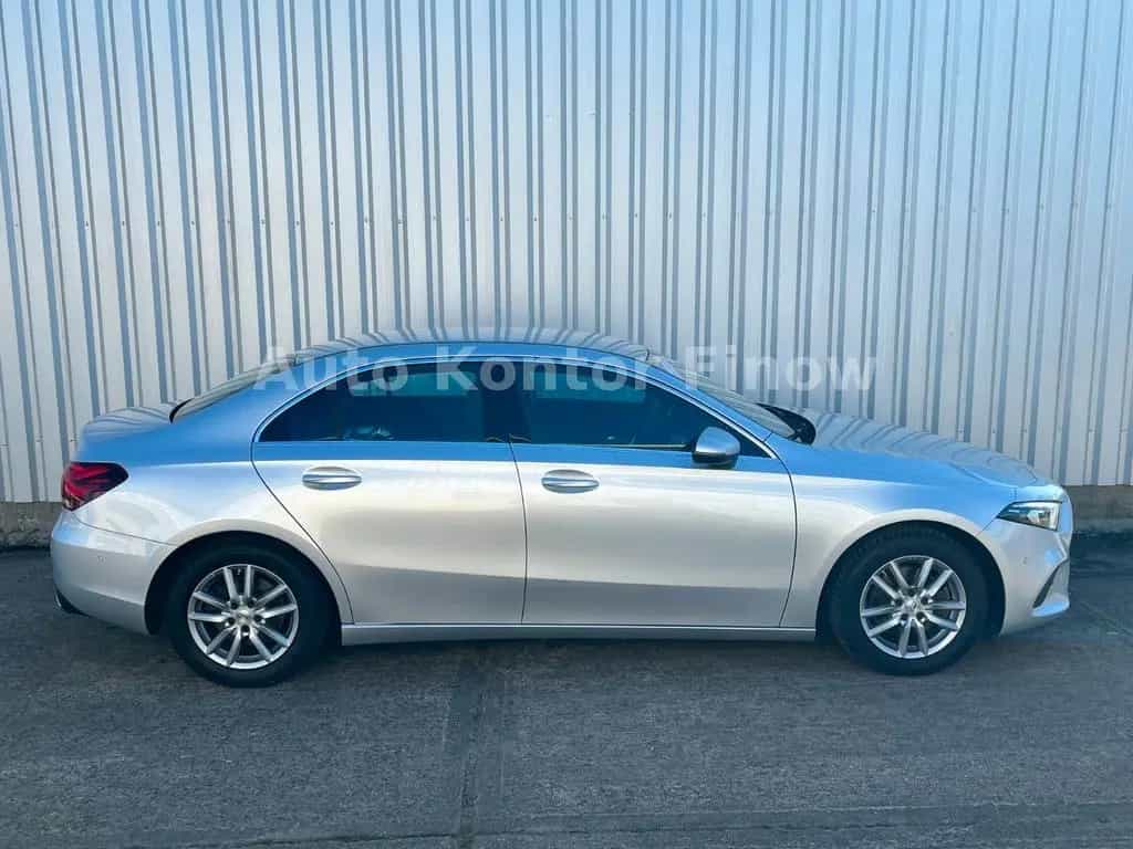 Mercedes-Benz A 200 A Limousine Progressive *Multibeam LED* 01/2020-photo-4