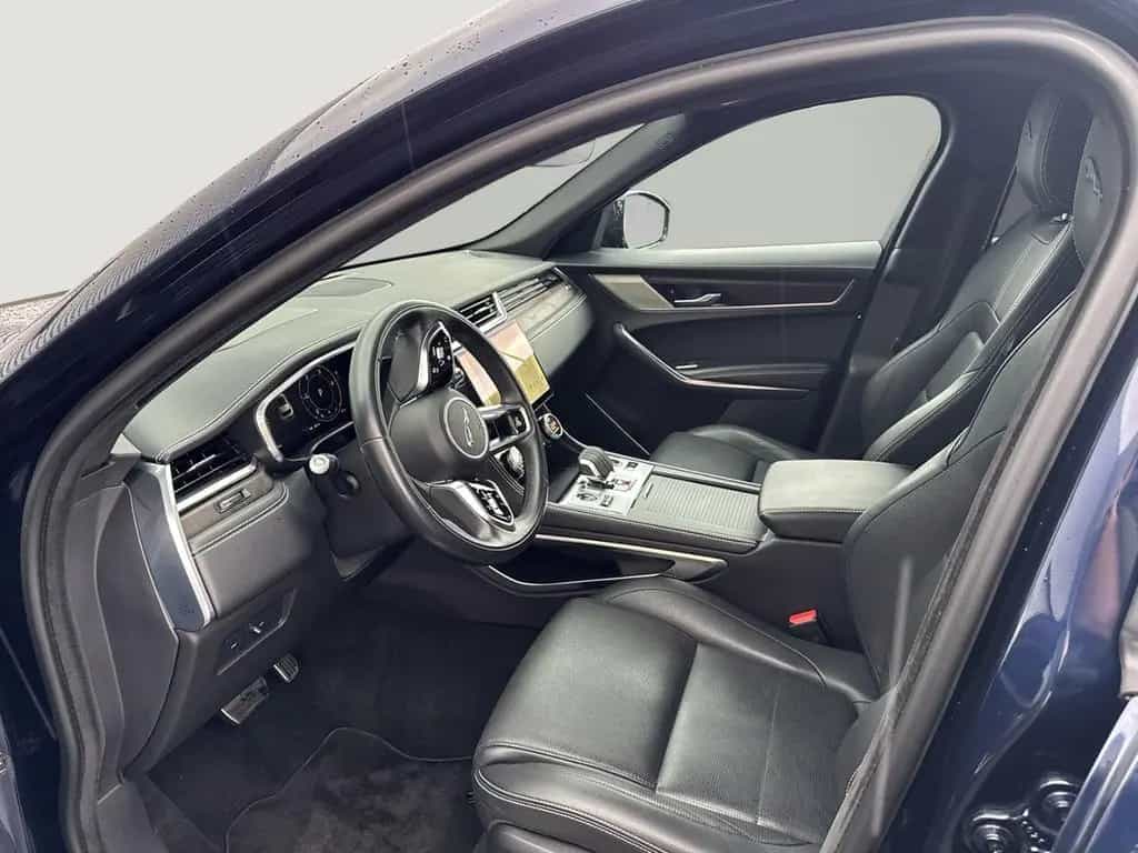 Jaguar F-Pace R-Dynamic SE AWD AHK-el. klappb. El. Fond 04/2022-photo-9