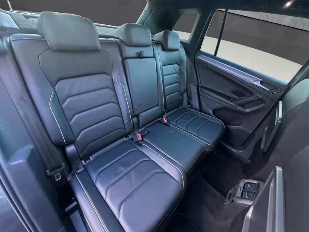 Volkswagen Tiguan R-Line 4M ACC Pano LED Memory RFK AHK DSG 01/2018-photo-12