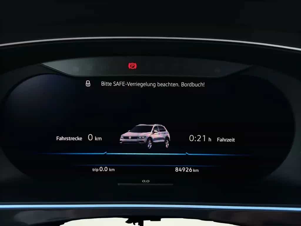Volkswagen Tiguan R-Line 4M ACC Pano LED Memory RFK AHK DSG 01/2018-photo-16