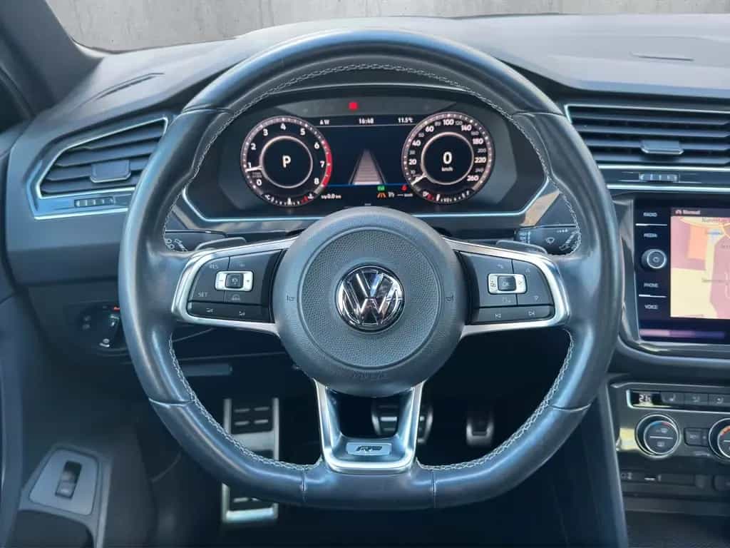 Volkswagen Tiguan R-Line 4M ACC Pano LED Memory RFK AHK DSG 01/2018-photo-17