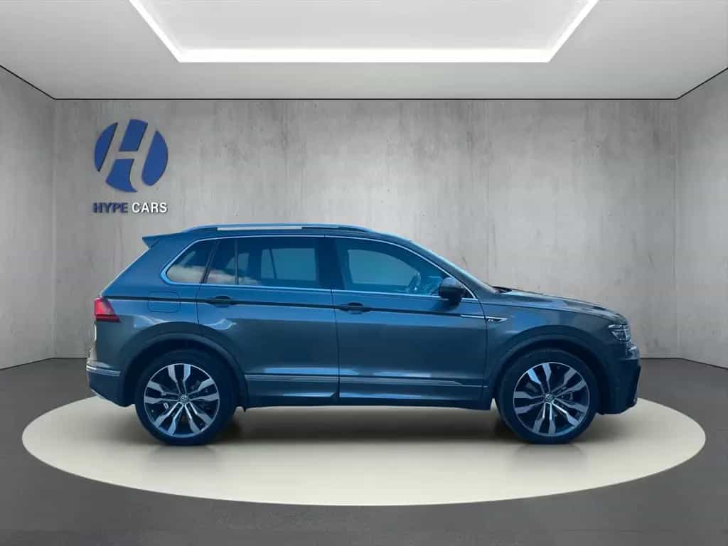 Volkswagen Tiguan R-Line 4M ACC Pano LED Memory RFK AHK DSG 01/2018-photo-6