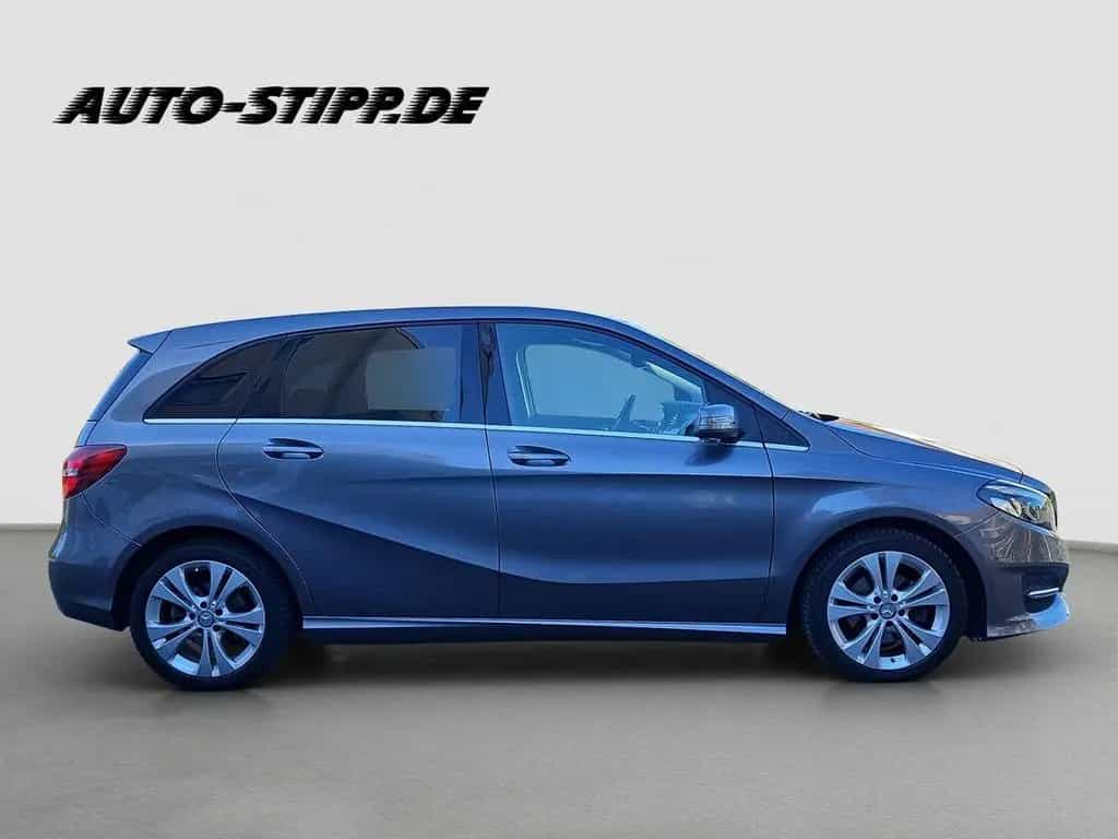 Mercedes-Benz B-Class 180 Urban NAV BLIS TEMP RFK AHK LED PARKPILOT 06/2016-photo-18