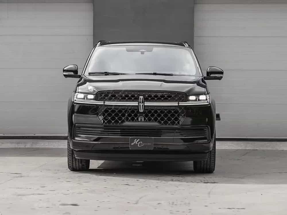 Lincoln 2025 Navigator L 4x4 Reserve T1 PRICE € 101,900 null-photo-1